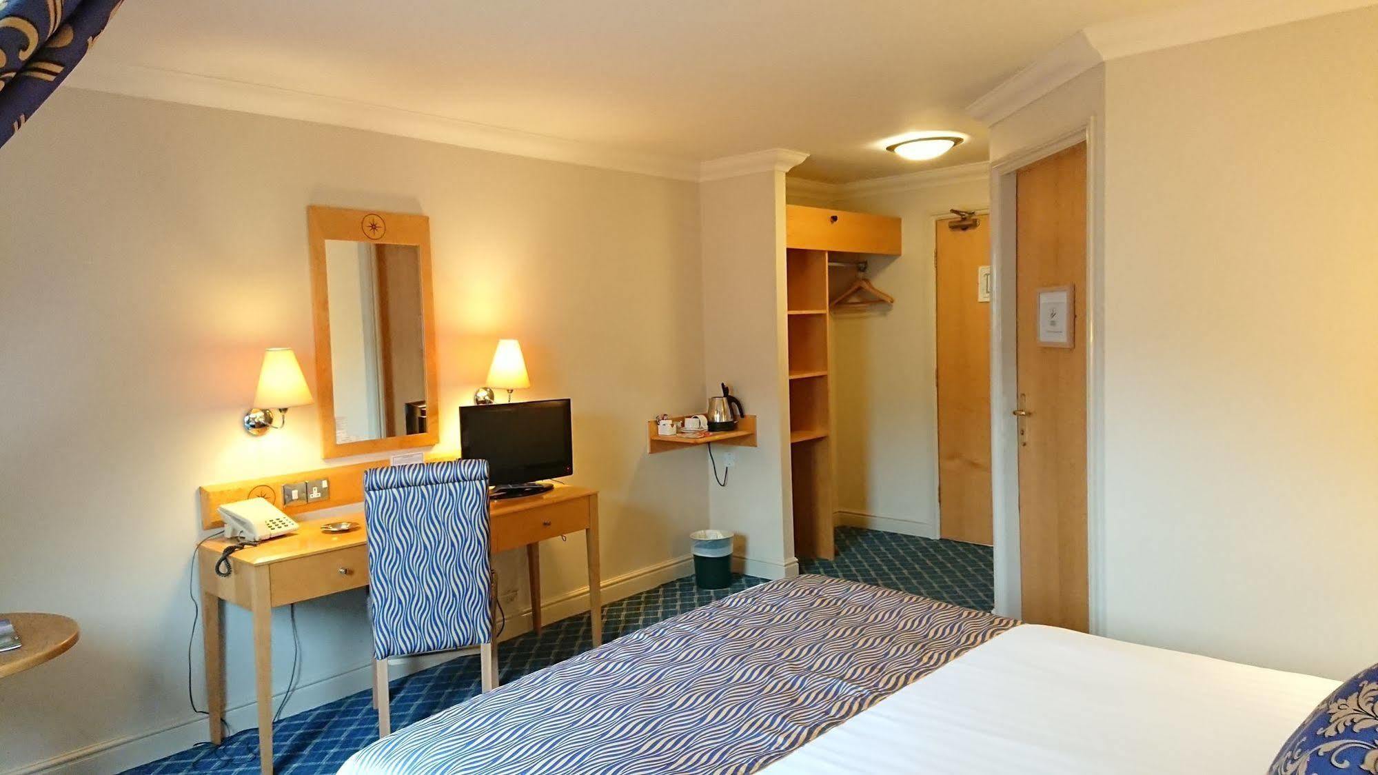 The Queens Hotel 3*